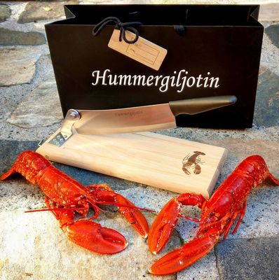 Oak Lobster Guillotine with Gift Bag